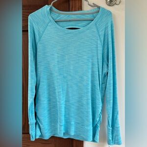 NWT CALVIN KLEIN PERFORMANCE LONG SLEEVE TOP MEDIUM